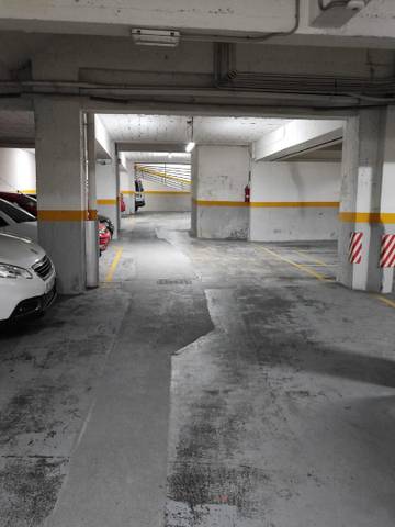 Garaje en Alquiler en Rúa de Venezuela, 30 en Plaza España - Corte Inglés