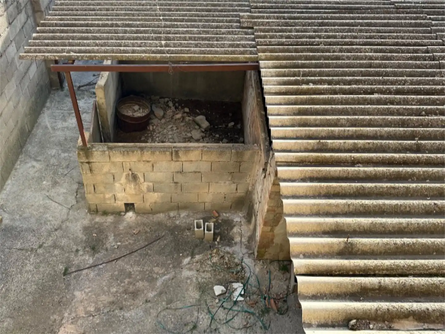 Casa adosada en venda a Calle Ramón y Cajal, 25, Villanueva Mesía Casa adosada en venda en Villanueva Mesía amb Terrassa i Balcó