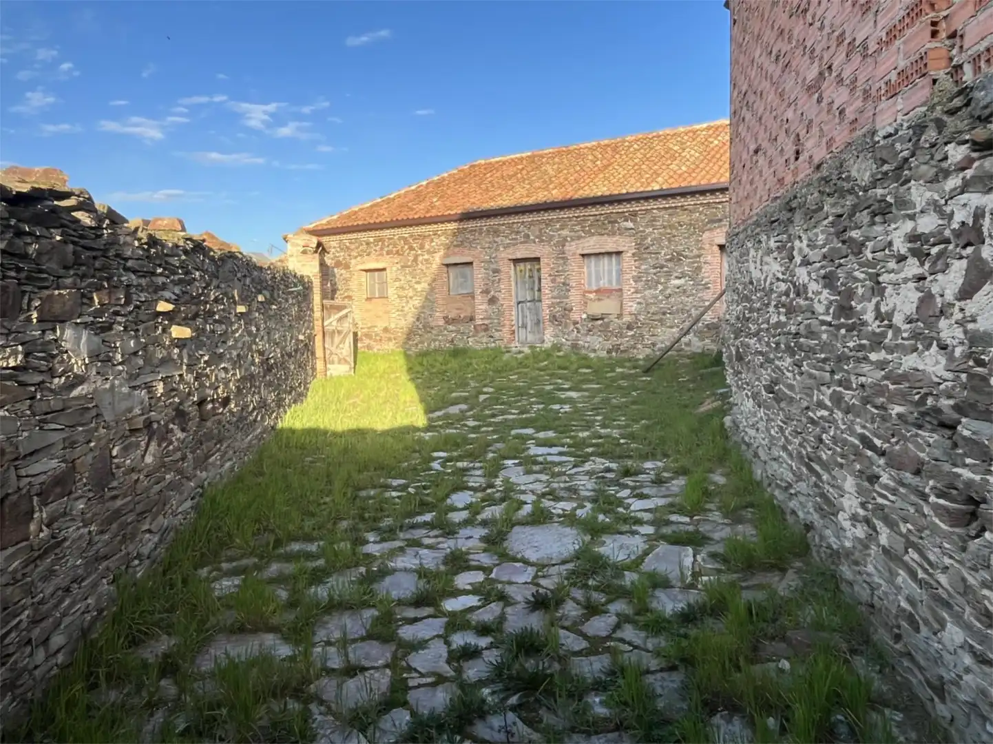 Finca rústica en venta en Carretera, 20, Migueláñez Vista exterior de Finca rústica en venta en Migueláñez con Jardín privado