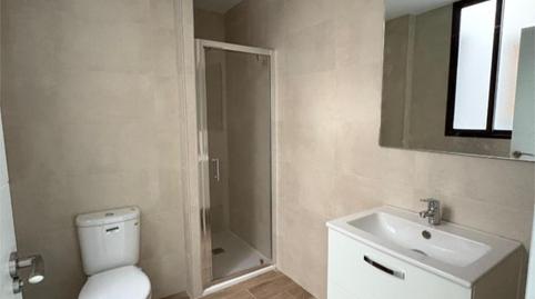 Flat to share in Calle Elvira, 64, Centro - Sagrario, Granada - image 2 Photo 2 of Flat to share in Calle Elvira, 64, Centro - Sagrario, Granada