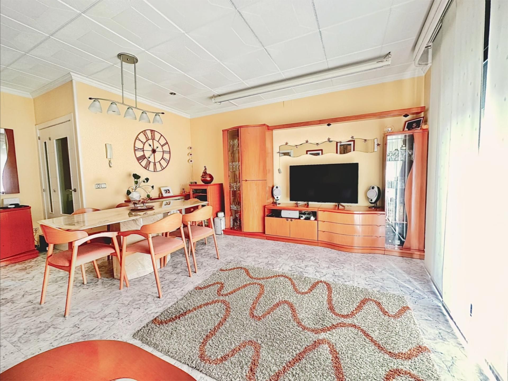 Sala d'estar de Casa adosada en venda en Lloret de Mar amb Aire condicionat, Terrassa i Balcó