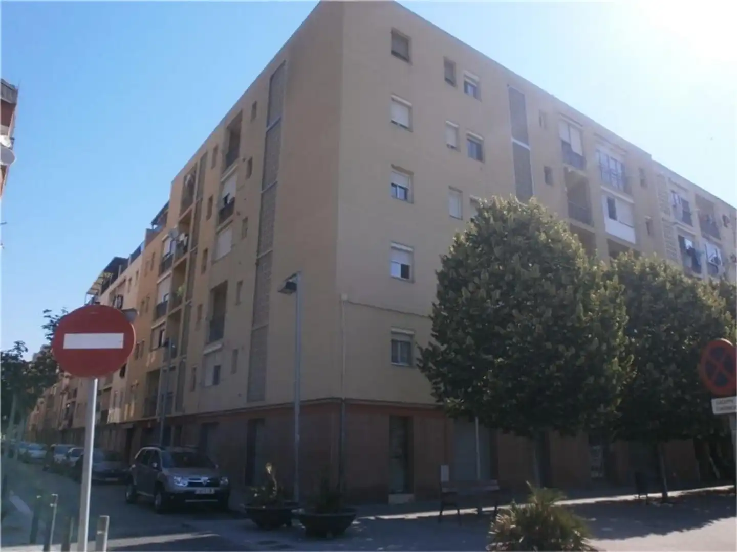 Wohnung zum Verkauf in Carrer Conca, 17, Montcada Centre - La Ribera Außenansicht von Wohnung zum Verkauf in Montcada i Reixac mit Balkon