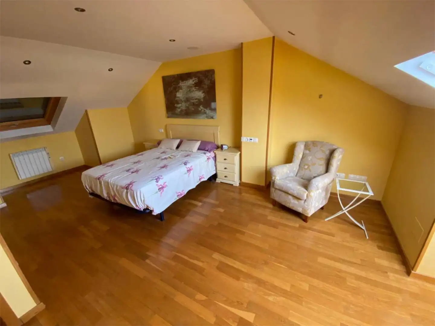 Einfamilien-Reihenhaus zum Verkauf in Carretera Vilasindre, 10, Foz Schlafzimmer von Einfamilien-Reihenhaus zum Verkauf in Foz mit Heizung, Privatgarten und Terrasse