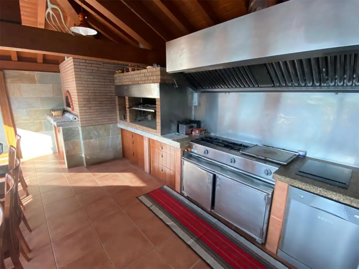 Einfamilien-Reihenhaus zum Verkauf in Carretera Vilasindre, 10, Foz Küche von Einfamilien-Reihenhaus zum Verkauf in Foz mit Heizung, Privatgarten und Terrasse