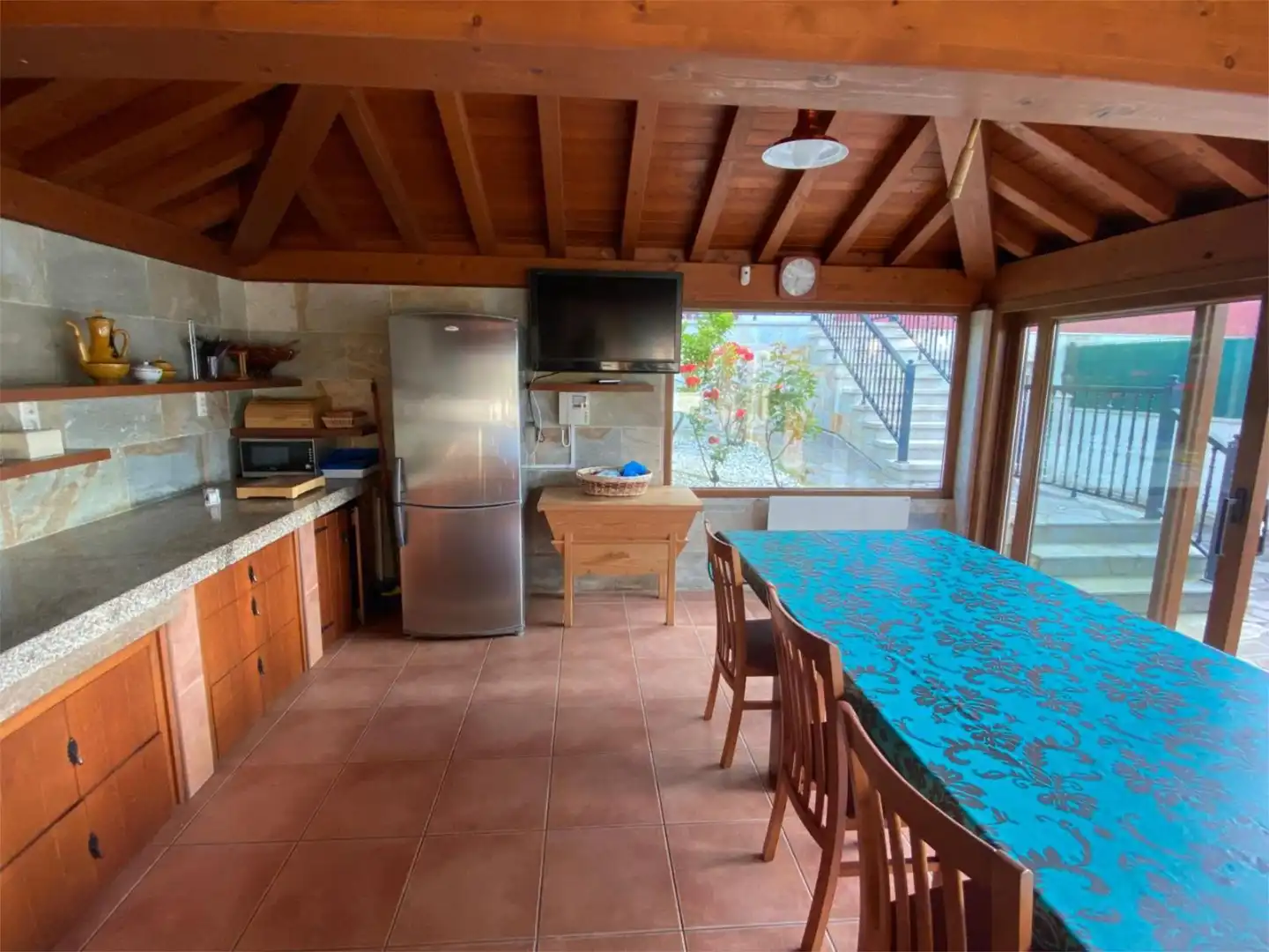 Einfamilien-Reihenhaus zum Verkauf in Carretera Vilasindre, 10, Foz Küche von Einfamilien-Reihenhaus zum Verkauf in Foz mit Heizung, Privatgarten und Terrasse