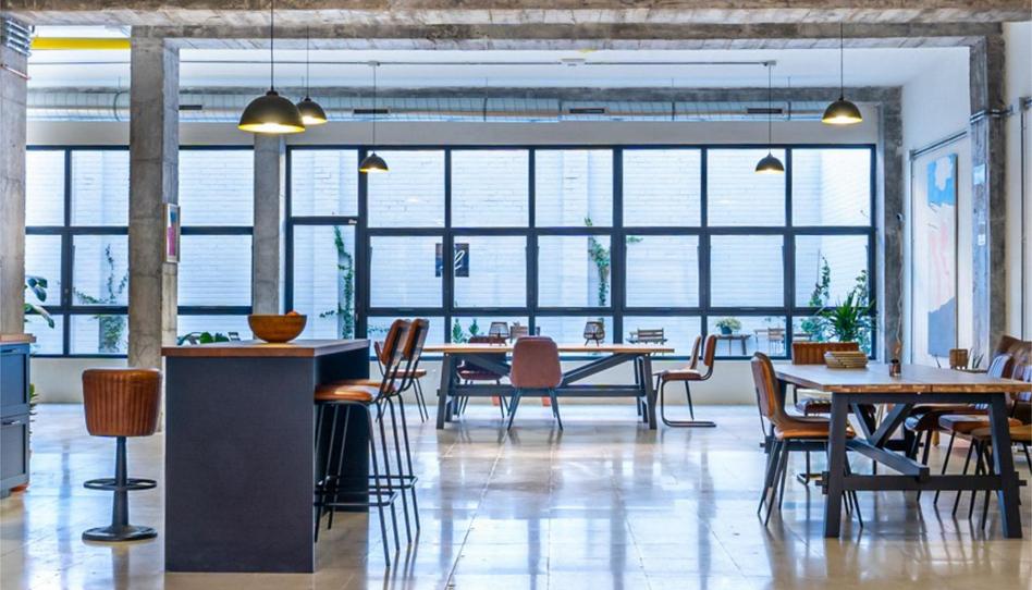 Industrial buildings to rent in Calle de San Leopoldo, 42, Almenara -Ventilla, Madrid - image 1 Photo 1 of Industrial buildings to rent in Calle de San Leopoldo, 42, Almenara -Ventilla, Madrid