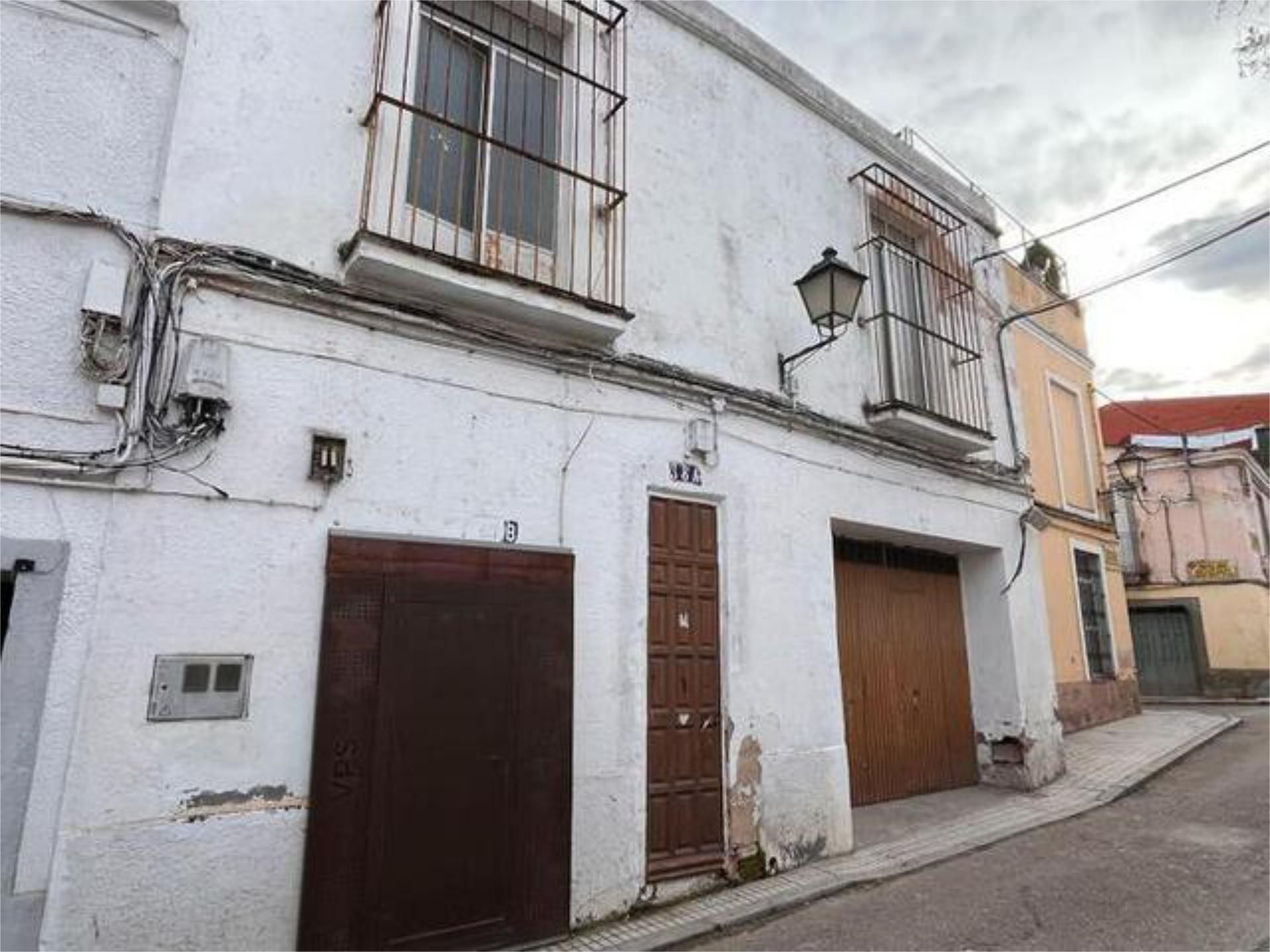 Vista exterior de Casa o xalet en venda en Badajoz Capital amb Jardí privat