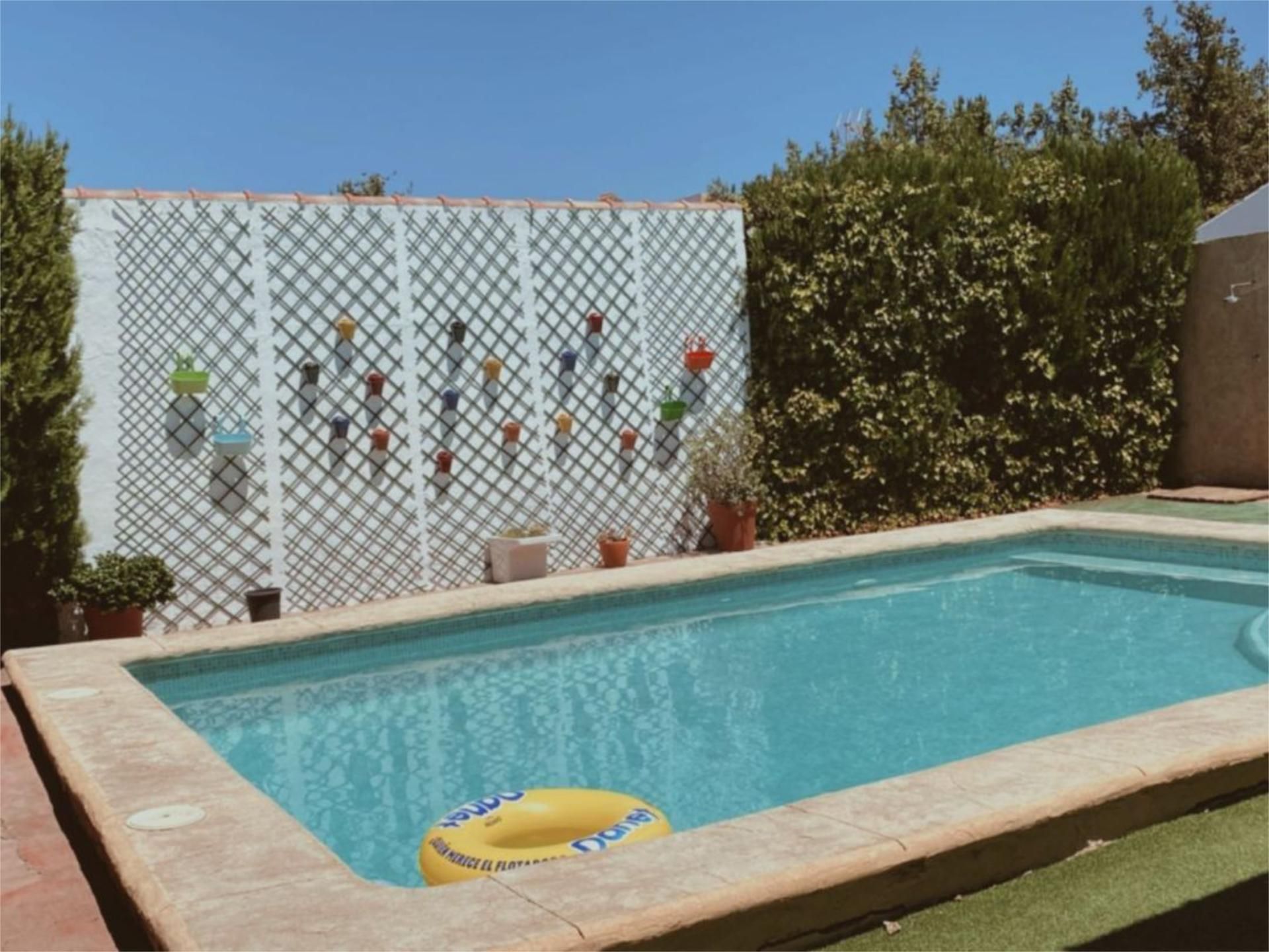 Piscina de Casa o xalet en venda en Castilblanco de los Arroyos amb Aire condicionat, Calefacció i Jardí privat