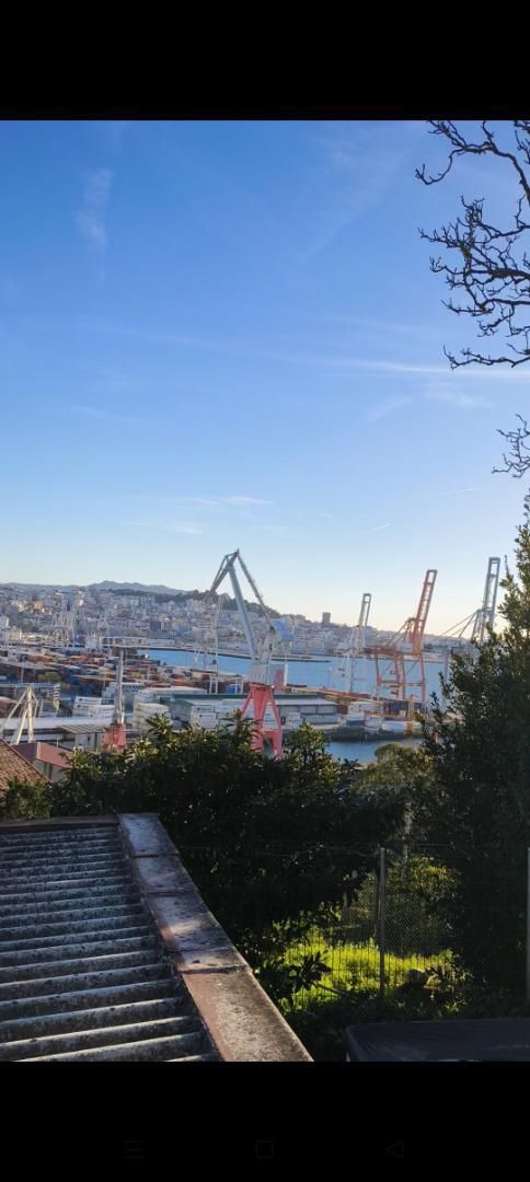 Vista exterior de Casa adosada en venda en Vigo 