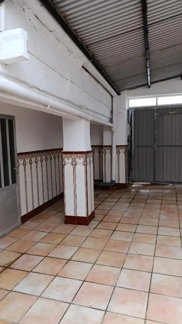 Casa adosada en venda a Calle Pulpillo, 4, Yecla Casa adosada en venda en Yecla amb Terrassa i Traster
