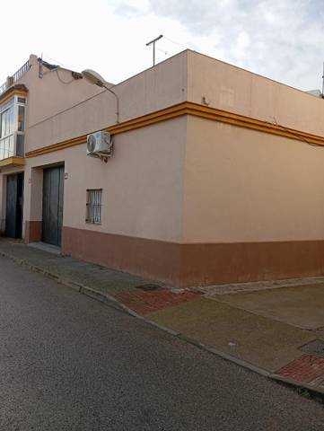 Local comercial en Alquiler en Calle Rendón Sarmiento, 16 en Puertas del sur - Guadabajaque