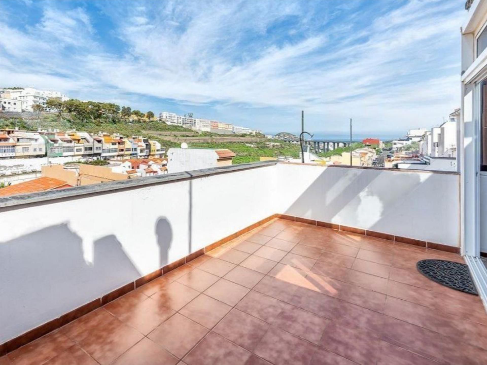 Vista exterior de Dúplex en venda en Arucas amb Moblat