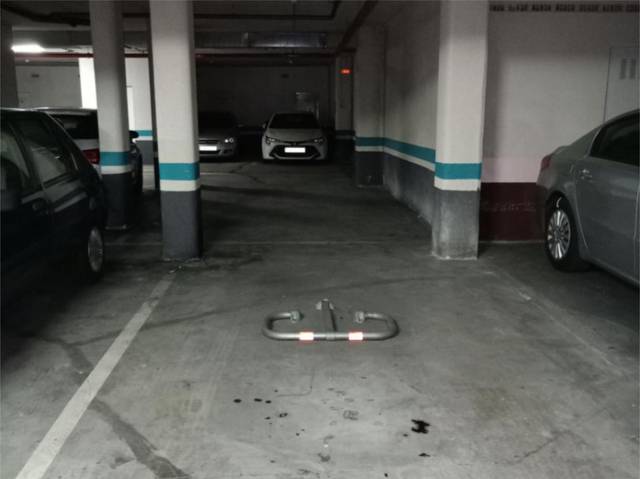 Garaje en Alquiler en Avenida Sabino Arana Etorbidea, 25 en Txorierri - Ondiz - Udondo