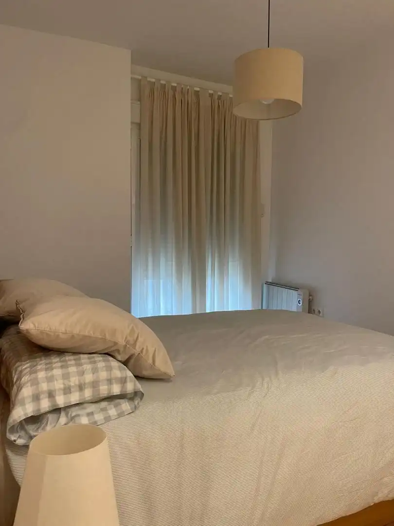 Apartament de lloguer a Carrer Calle Condes de Crespo Rascón, 1, Centro Dormitori de Apartament de lloguer en Salamanca Capital