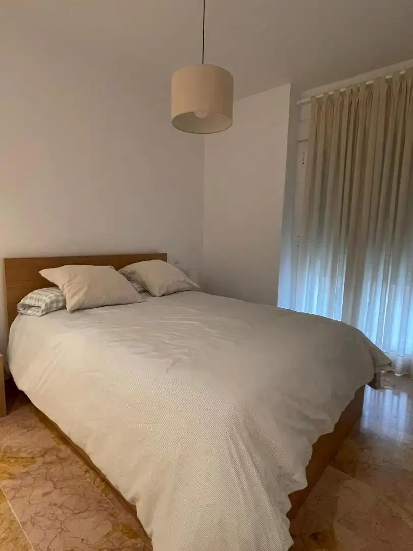 Apartament de lloguer a Carrer Calle Condes de Crespo Rascón, 1, Centro Dormitori de Apartament de lloguer en Salamanca Capital