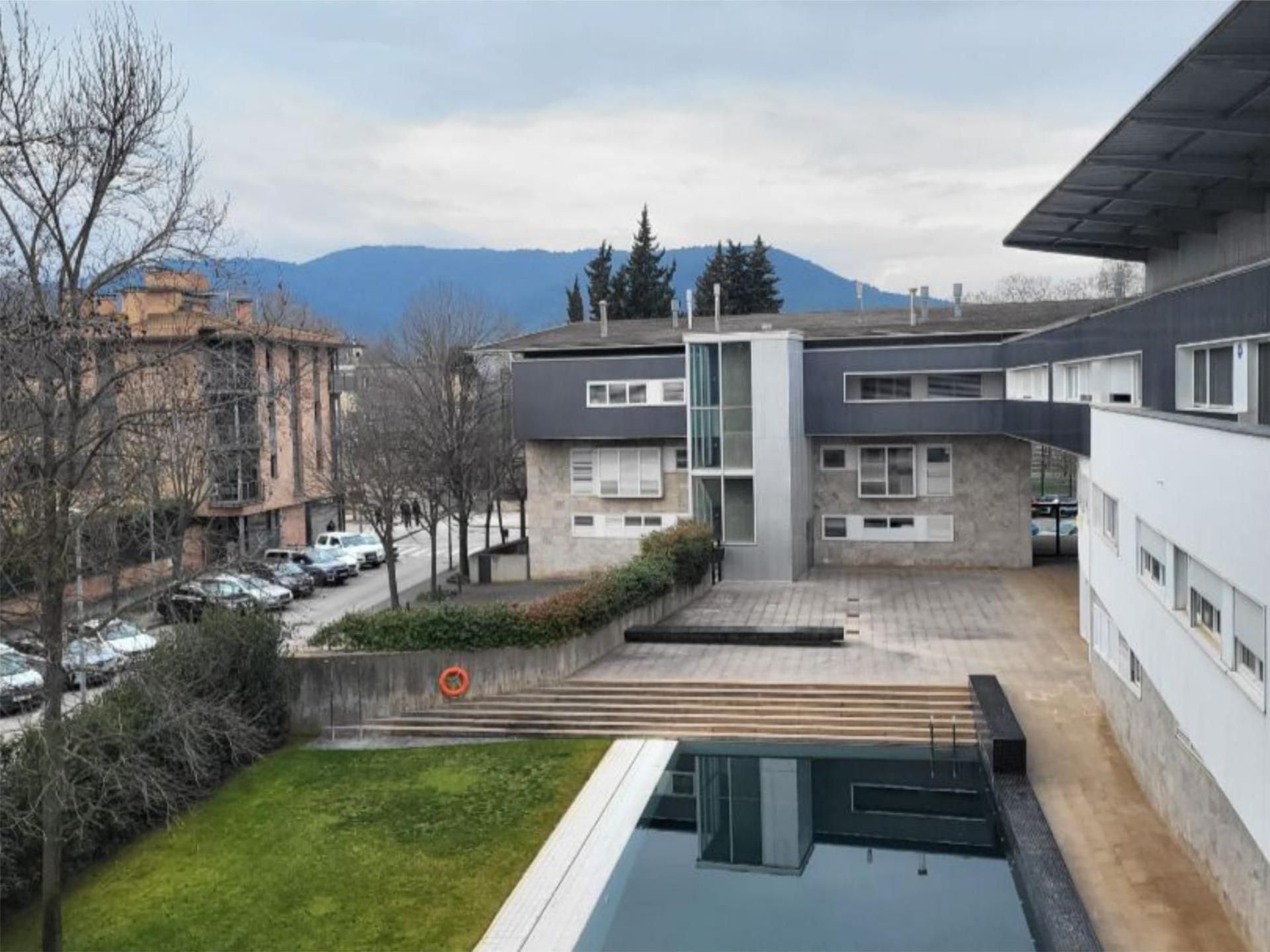 Exterior view of Flat for sale in Banyoles  with Air Conditioner, Heating and Private garden