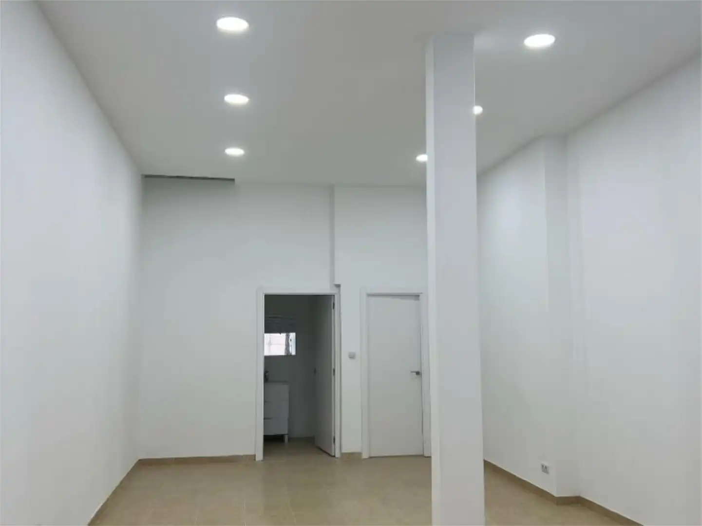 Local de alquiler en  Barcelona Capital