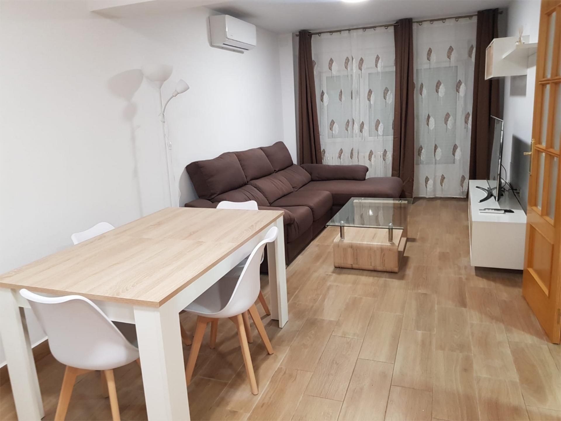 Living room of Flat to rent in La Roda  with Air Conditioner and Terrace