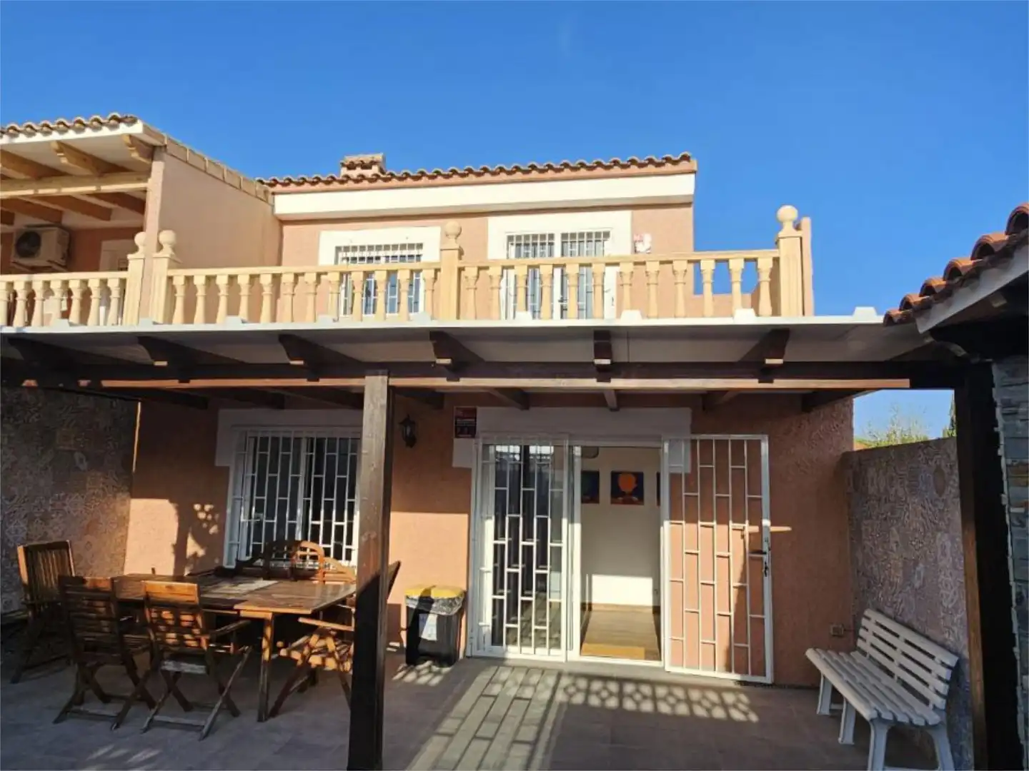 Room in Calle Cottolengo, 1, Haygon - Universidad Exterior view of Detached homes for share in San Vicente del Raspeig / Sant Vicent del Raspeig with Air Conditioner, Heating and Terrace