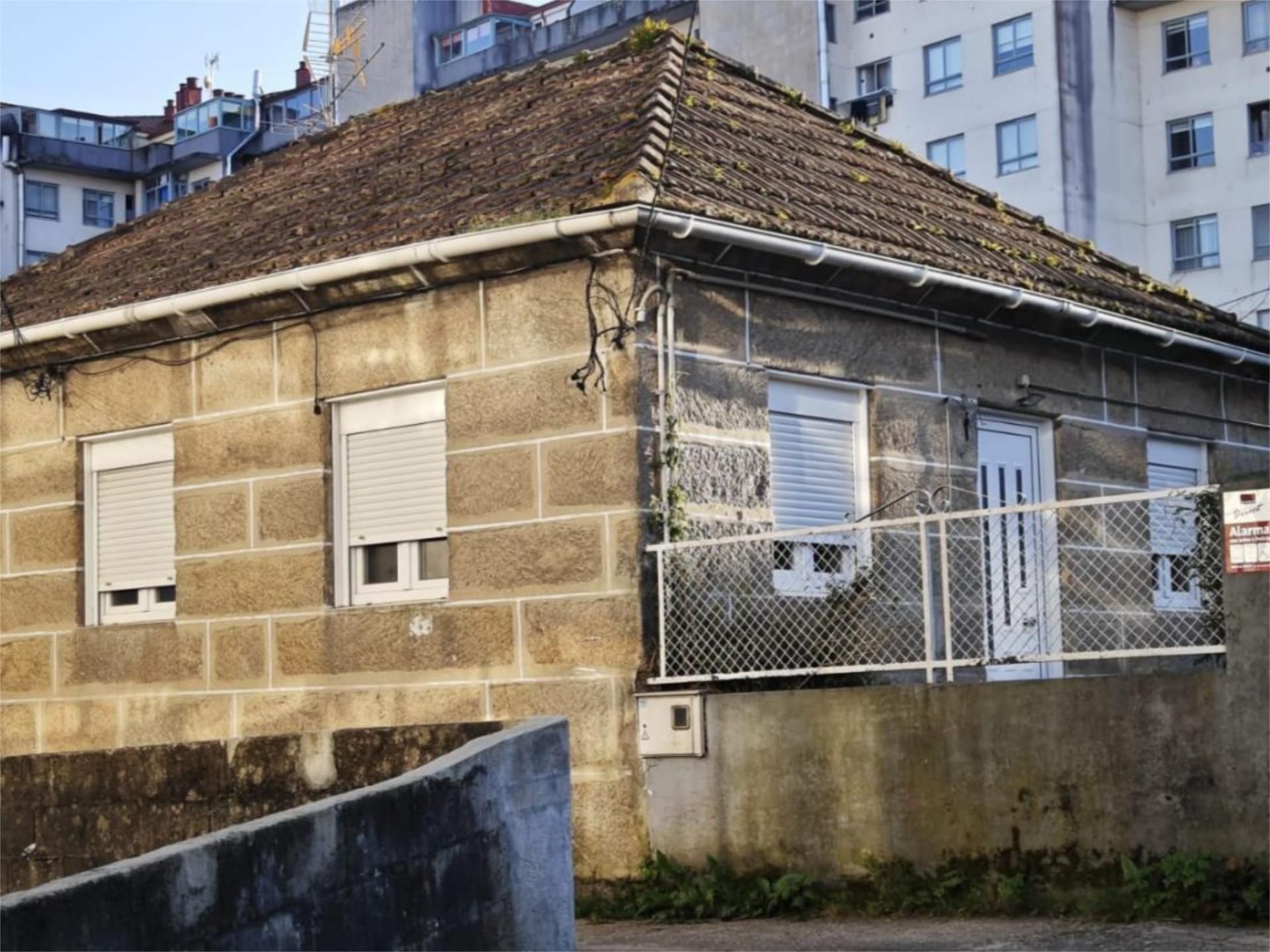 Exterior view of Single-family semi-detached for sale in Vigo 