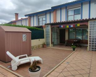 Terrassa de Casa o xalet en venda en Castro-Urdiales amb Terrassa, Piscina i Balcó
