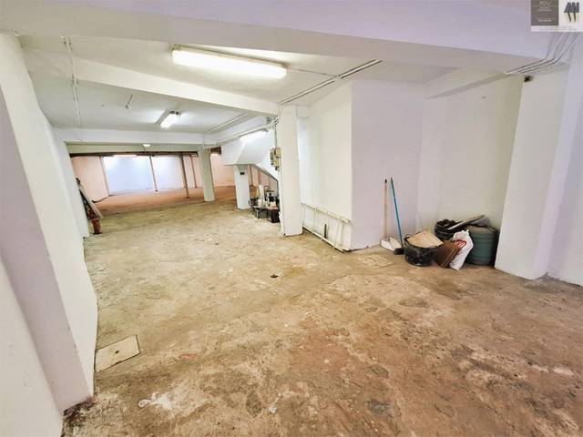 Local comercial en Alquiler en Travesía Cerca, 4 en Los Castros - Castrillón