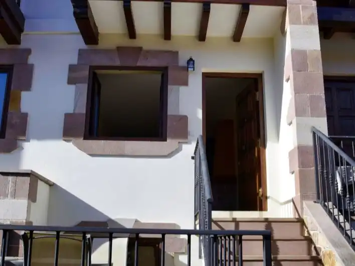 Casa o xalet de lloguer a Barrio Redo, Camaleño Terrassa de Casa o xalet de lloguer en Camaleño amb Calefacció, Jardí privat i Balcó