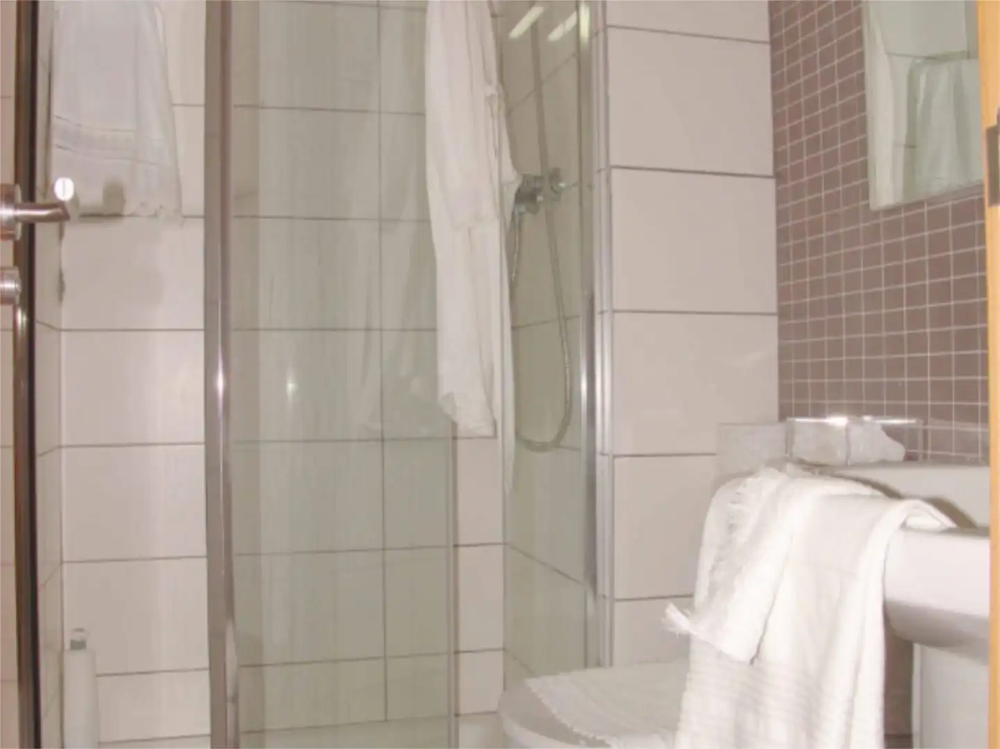 Flat for sale in Calle Albacete, 39, Los Arenales del Sol Bathroom of Flat for sale in Elche / Elx with Air Conditioner, Terrace and Swimming Pool