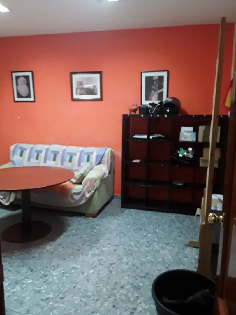 Geschaftsraum zum Verkauf in Calle Álvarez Hazañas, 9, Centro Wohnzimmer von Geschaftsraum zum Verkauf in Utrera mit Klimaanlage und Möbliert