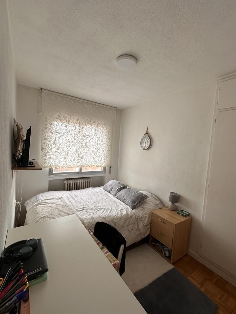 Bedroom of Flat to share in  Madrid Capital  with Terrace, Furnished and Oven