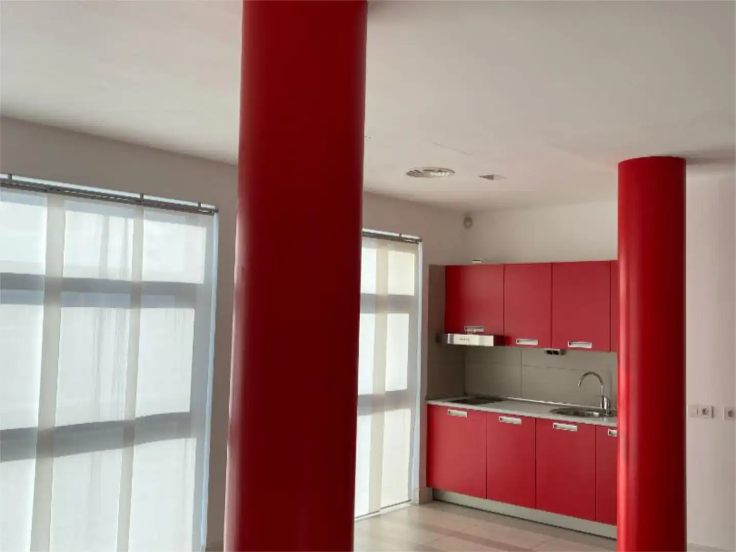 Loft en venda a Carretera Fuencarral a Alcobendas, Las Tablas Cuina de Loft en venda en Madrid amb Aire condicionat, Calefacció i Jardí privat
