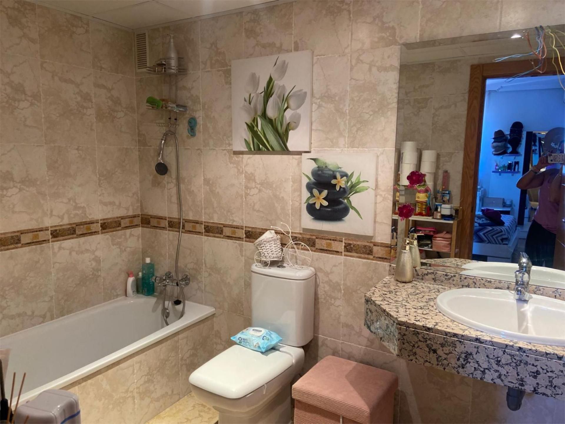 Bathroom of Flat for sale in Alcalá de Henares  with Swimming Pool and Balcony