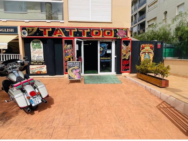 Local comercial en Venta en Carrer M. Cinto Verdaguer, 1 en Vinyols i els Arcs