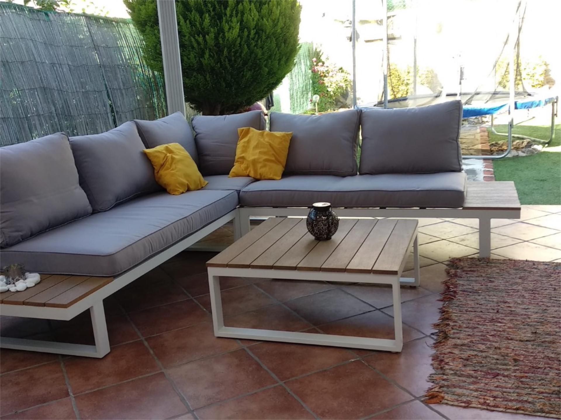 Terrassa de Casa o xalet en venda en Boecillo amb Calefacció, Jardí privat i Parquet