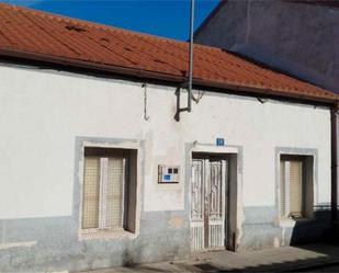 Vista exterior de Casa o xalet en venda en Íscar