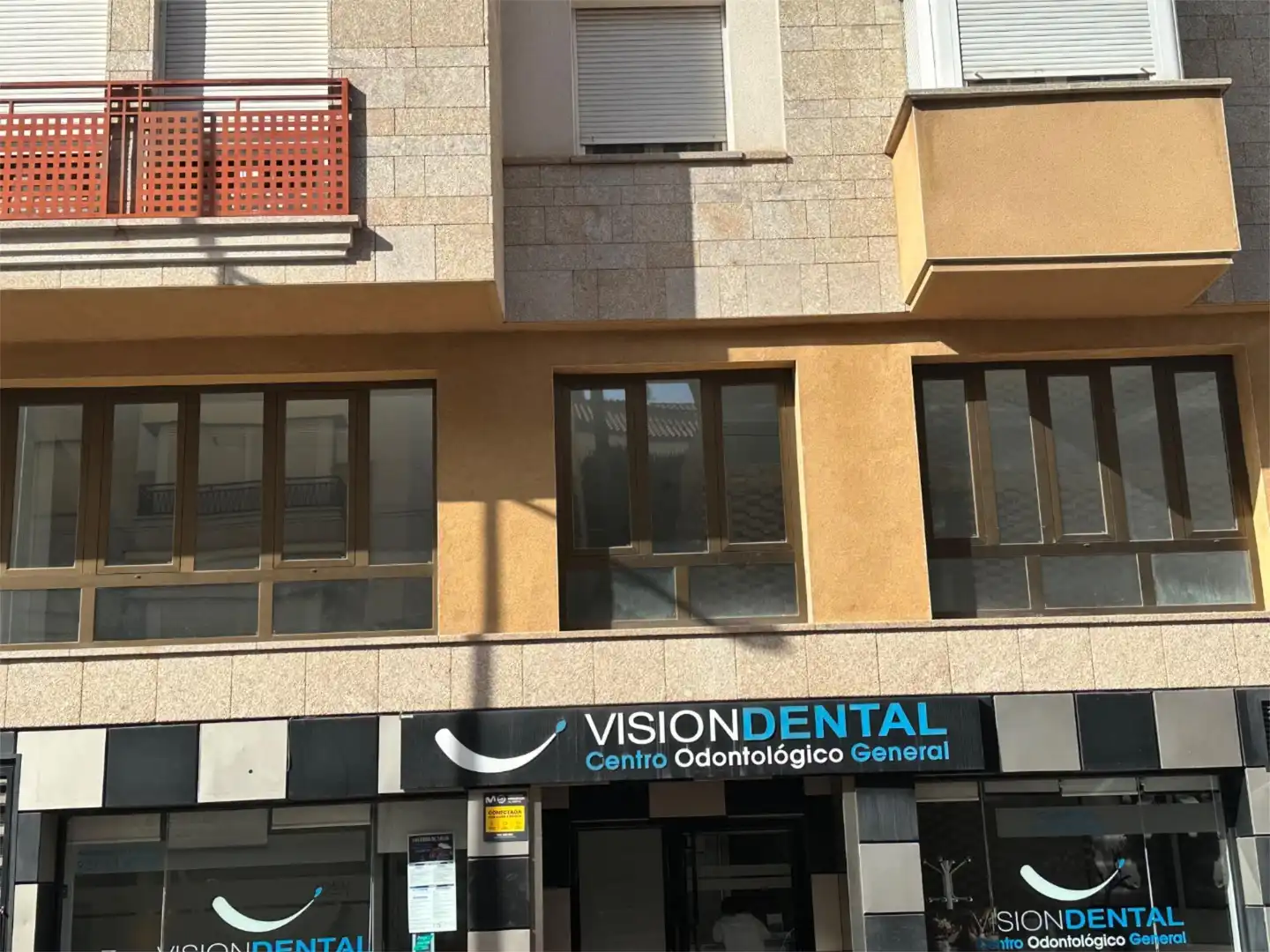 Außenansicht von Büro zur Miete in Navalmoral de la Mata