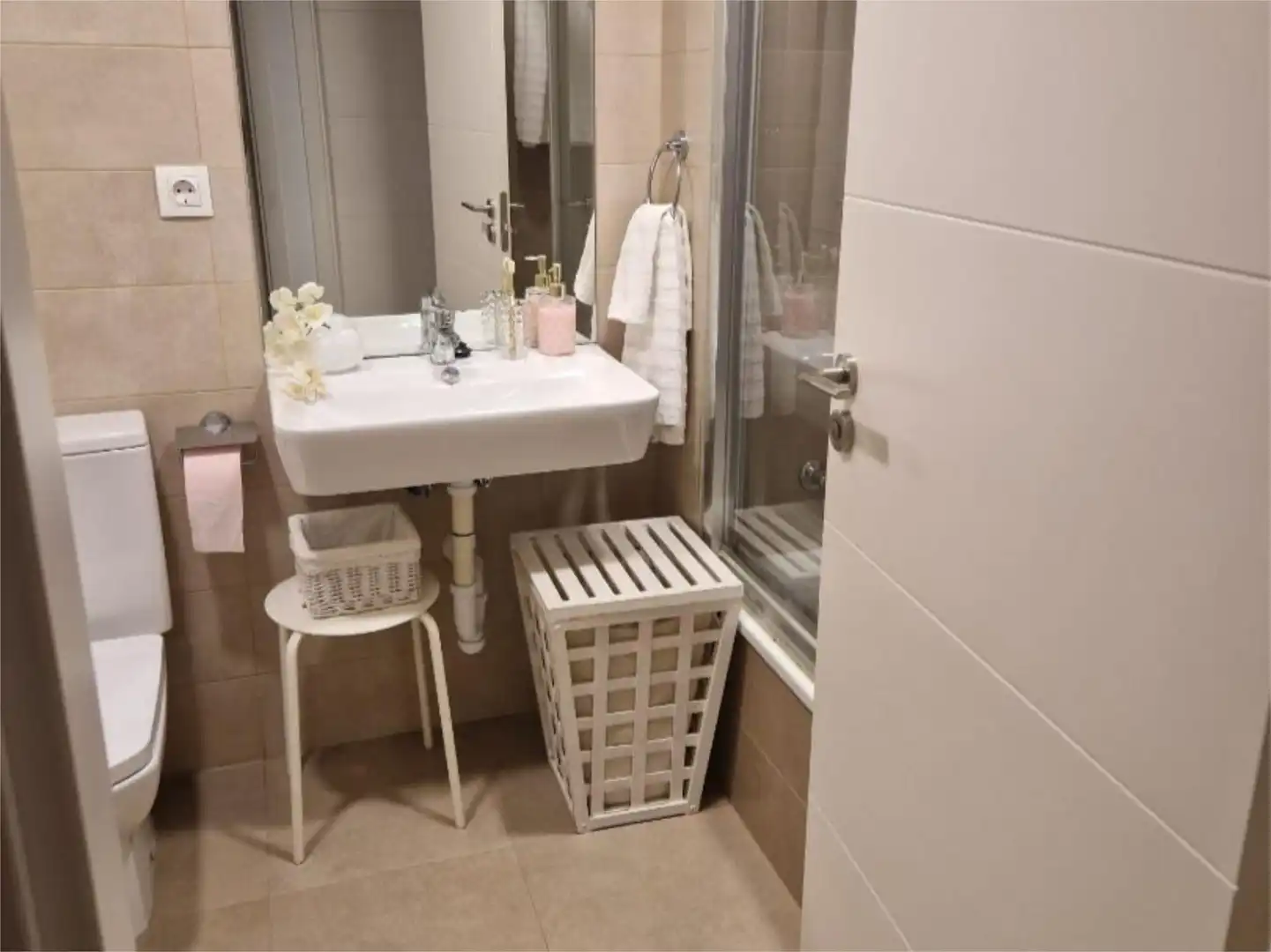 Room in Avenida de Europa, 2, Barrio Alto Room in Avenida de Europa, 2, Barrio Alto