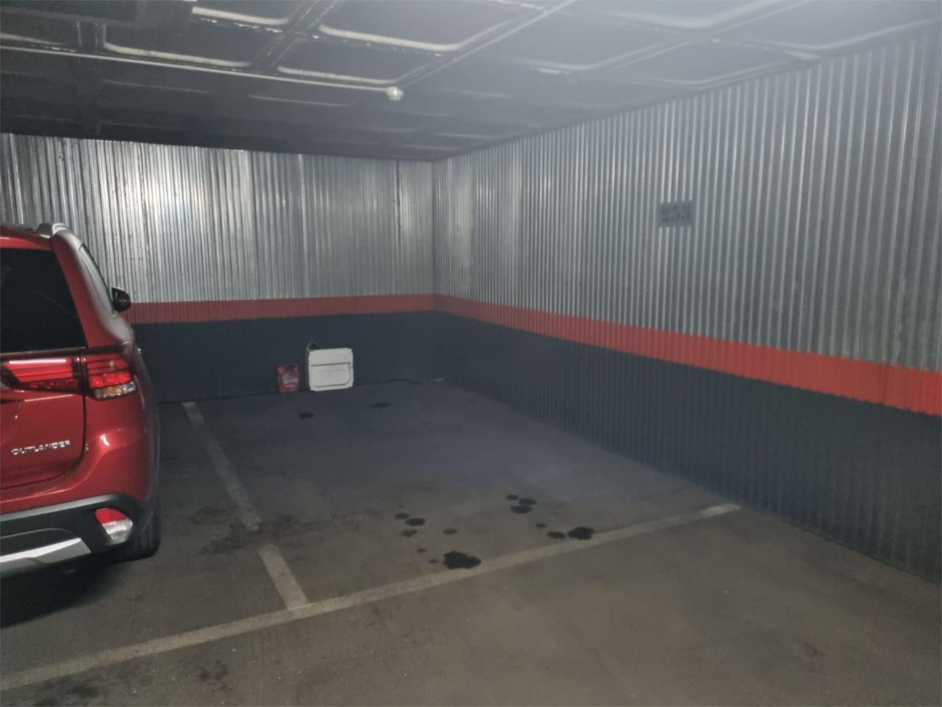 Parking of Garage to rent in Leganés