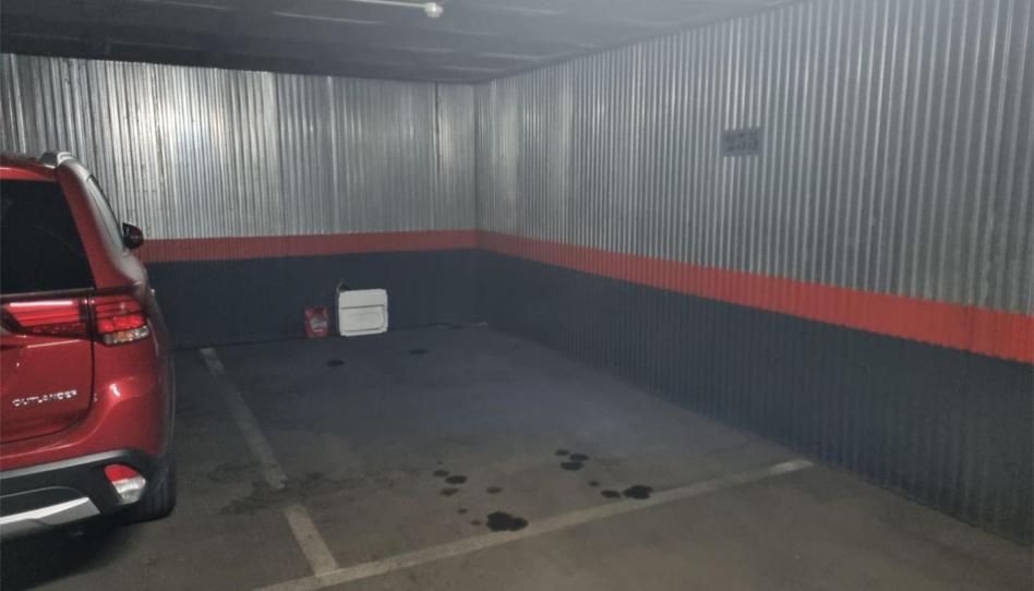 Foto 1 de Garatge de lloguer a Avenida Rey Juan Carlos I, 84, El Carrascal, Madrid