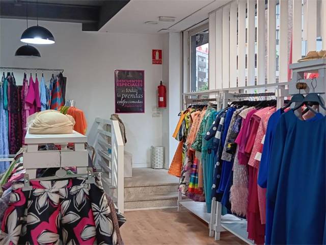 Local comercial en Alquiler en Rúa Pintor Laxeiro, 11 en Praza Independencia