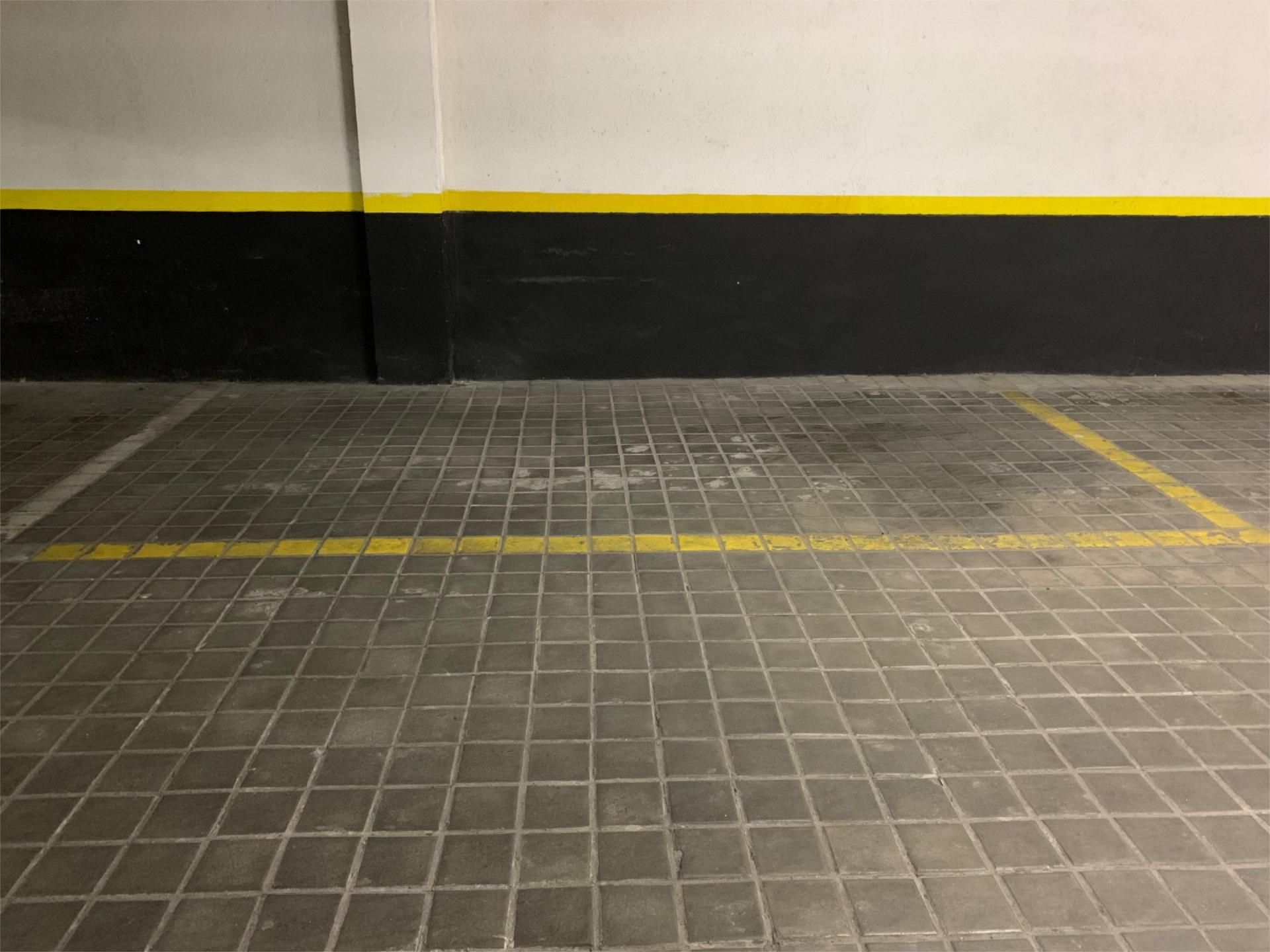 Parking of Garage to rent in  Madrid Capital