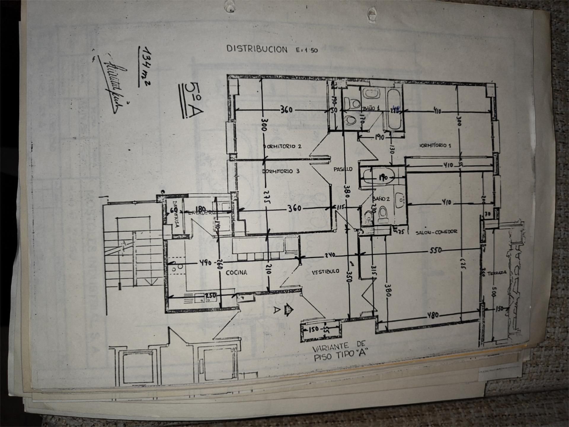 Flat for sale in  Sevilla Capital  with Air Conditioner and Terrace