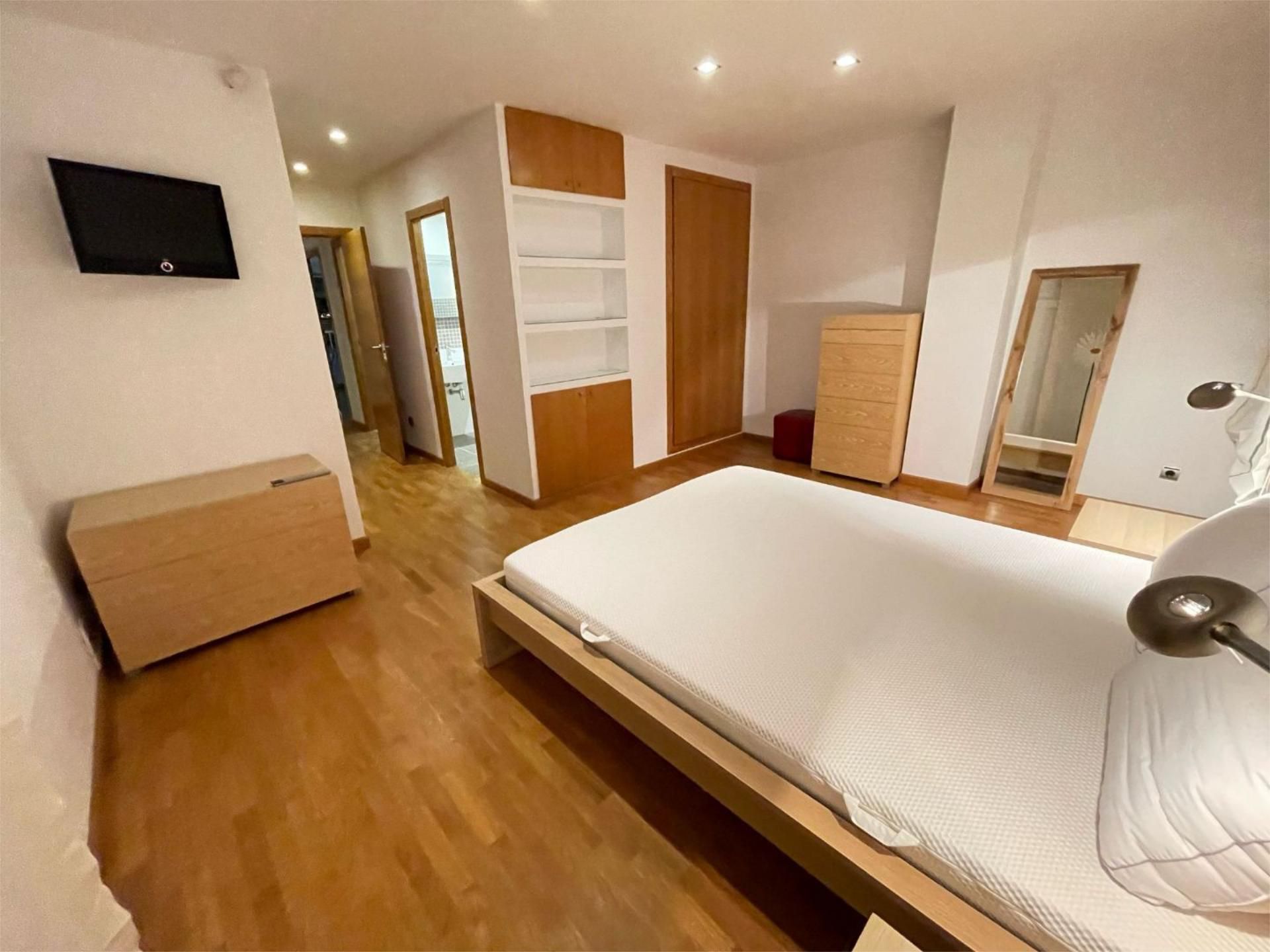 Bedroom of Flat to rent in  Valencia Capital  with Heating, Terrace and Furnished