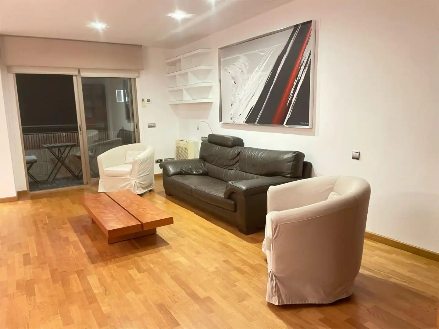 Piso de alquiler en Carrer de Bèlgica, 10, Mestalla Sala de estar de Piso de alquiler en Valencia con Calefacción, Terraza y Amueblado
