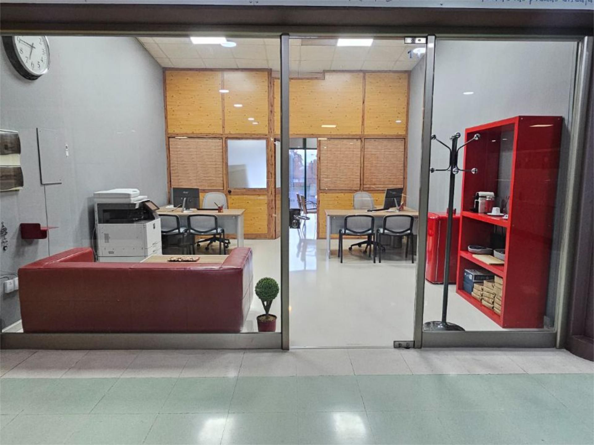 Local de lloguer a Calle Aviación, 27, Parque Atlántico- San Matías