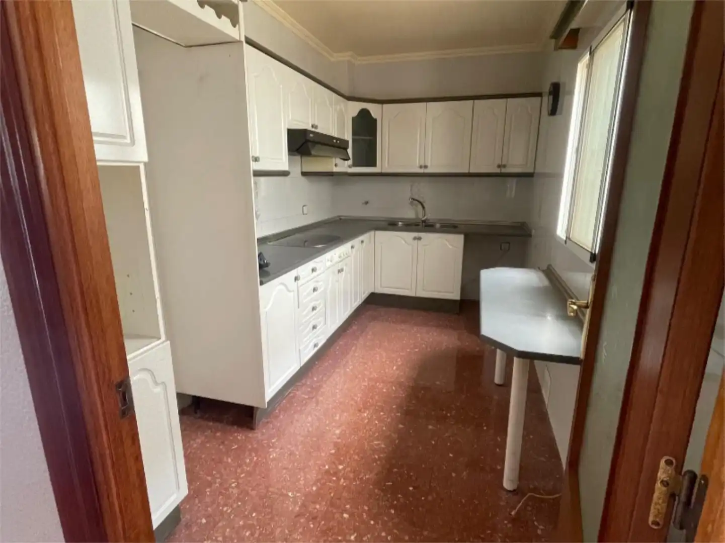 Erdgeschoss zum Verkauf in Calle Galache Hoyuelos, 21, San Roque - Ronda Norte Küche von Erdgeschoss zum Verkauf in Badajoz Capital mit Klimaanlage und Terrasse