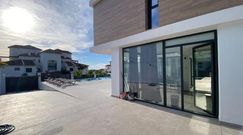 Foto 3 de Casa o chalet en venta en Carrer Londres, 50, Golf Bahía, Finestrat