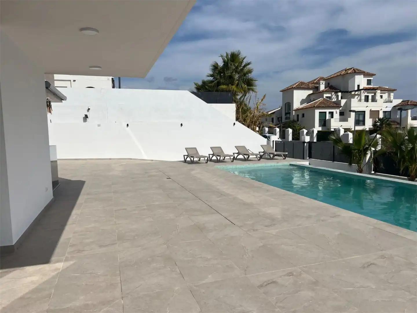 Casa o xalet en venda a Carrer Londres, 50, Golf Bahía Piscina de Casa o xalet en venda en Finestrat amb Aire condicionat, Calefacció i Jardí privat