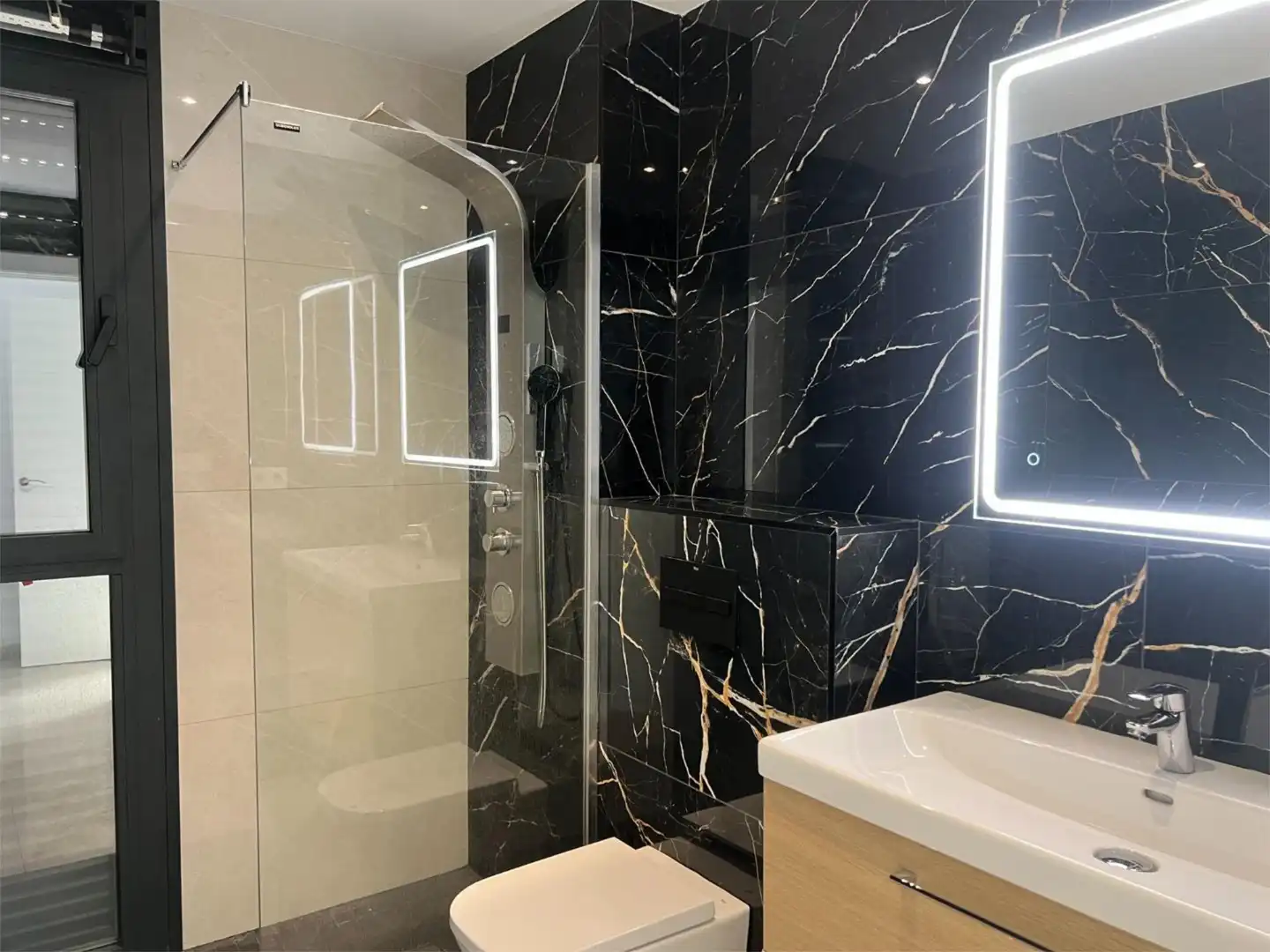 Casa o xalet en venda a Carrer Londres, 50, Golf Bahía Bany de Casa o xalet en venda en Finestrat amb Aire condicionat, Calefacció i Jardí privat