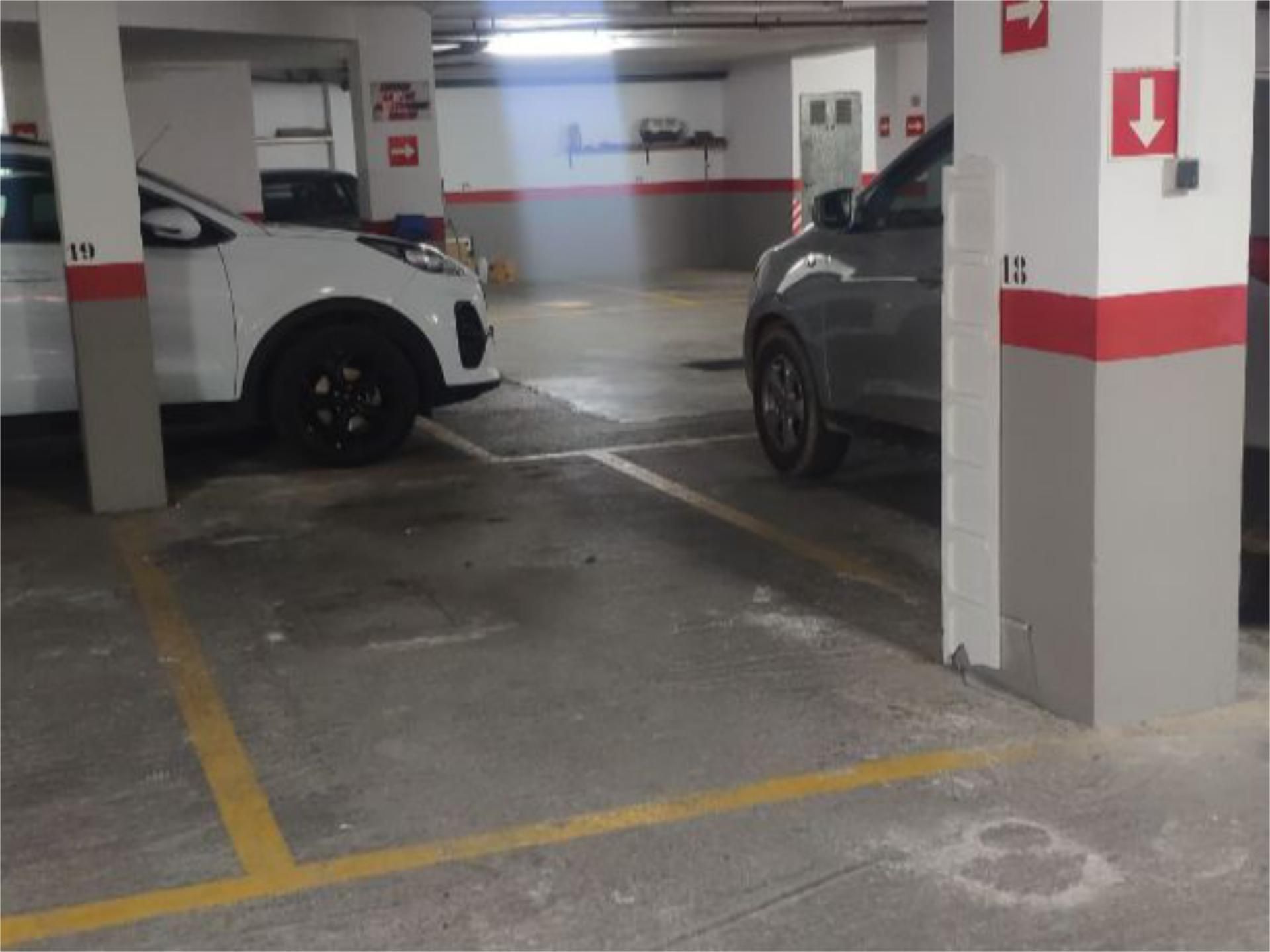 Aparcament de Garatge en venda en Paterna